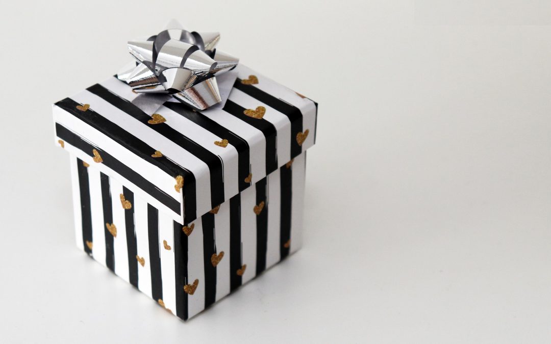 Market your book on LinkedIn by connecting with a gift